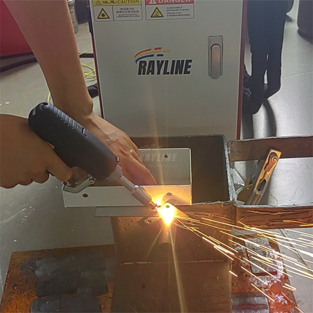 Industrial Laser Welding - Nouveau Style Mini soudeuse Laser portative