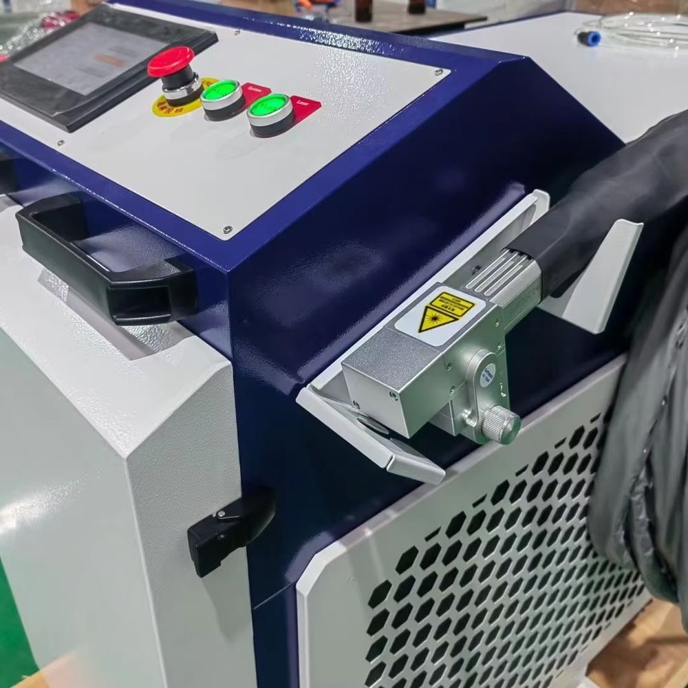 Nettoyeur laser à impulsions i - Industrial Laser Equipment avis et prix