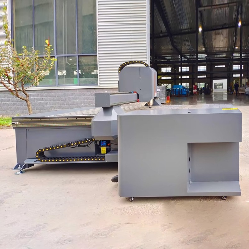 Machine de découpe laser à fib - Industrial Laser Equipment avis et prix