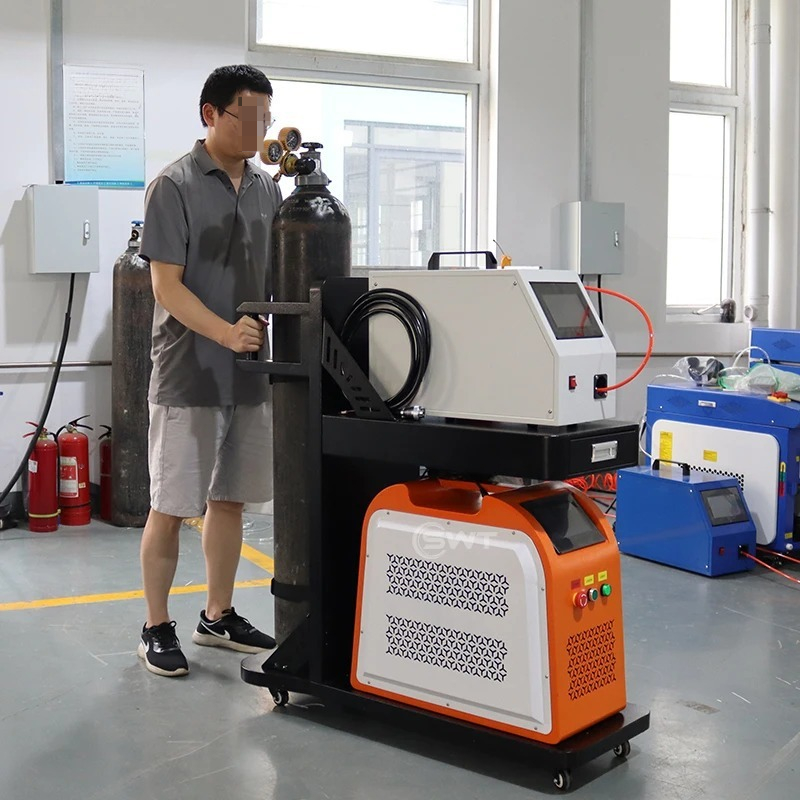 Nouveau soudeur laser à fibre  - Industrial Laser Cleaner avis et prix